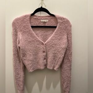 Cropped light mauve sweater